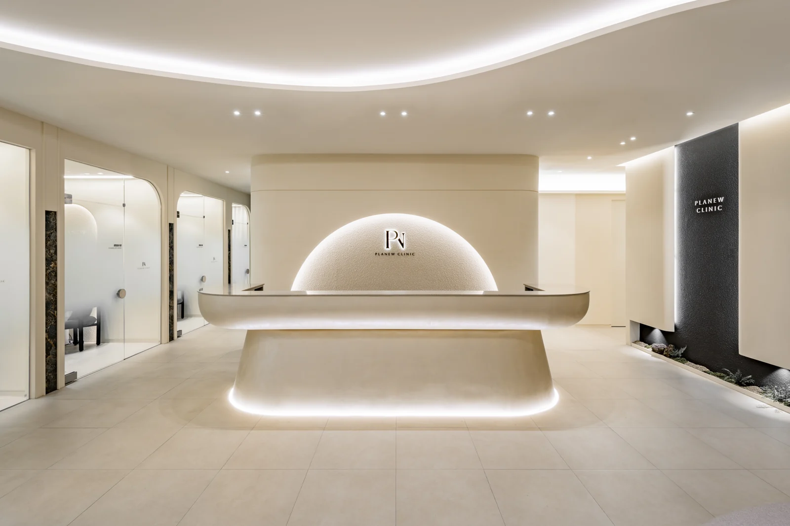PLANEW Clinic interior 4