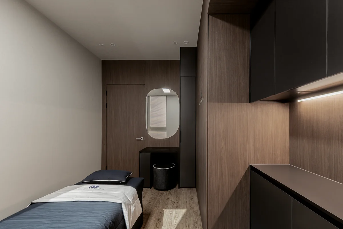 REDI Dermatology interior 5